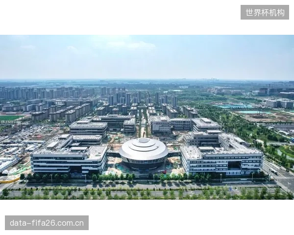 雄安体育中心前瞻性融入“无废”设计，其全生命周期碳中和目标对现有体育建筑供应链提出了何种挑战？